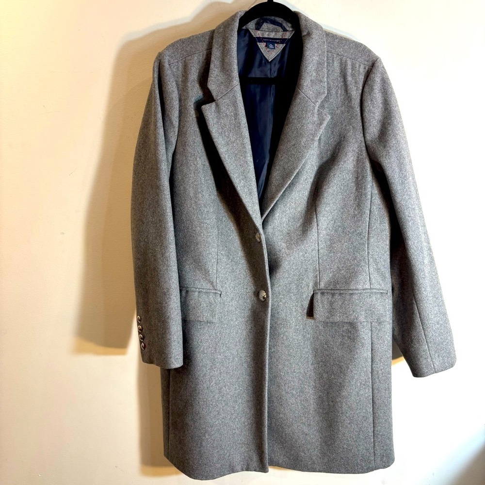 TOMMY HILFIGER Sx XL Gray Wool Blend Coat Contrasting Lining Pockets Peak Collar